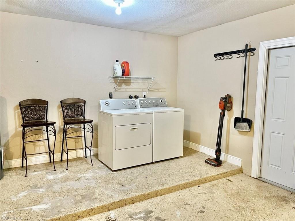 2314 Se 18th Pl Property Photo 16