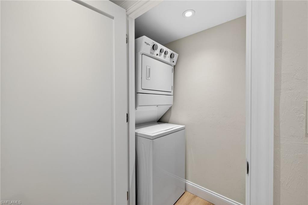 2721 W Gulf Dr 108 Property Photo 24