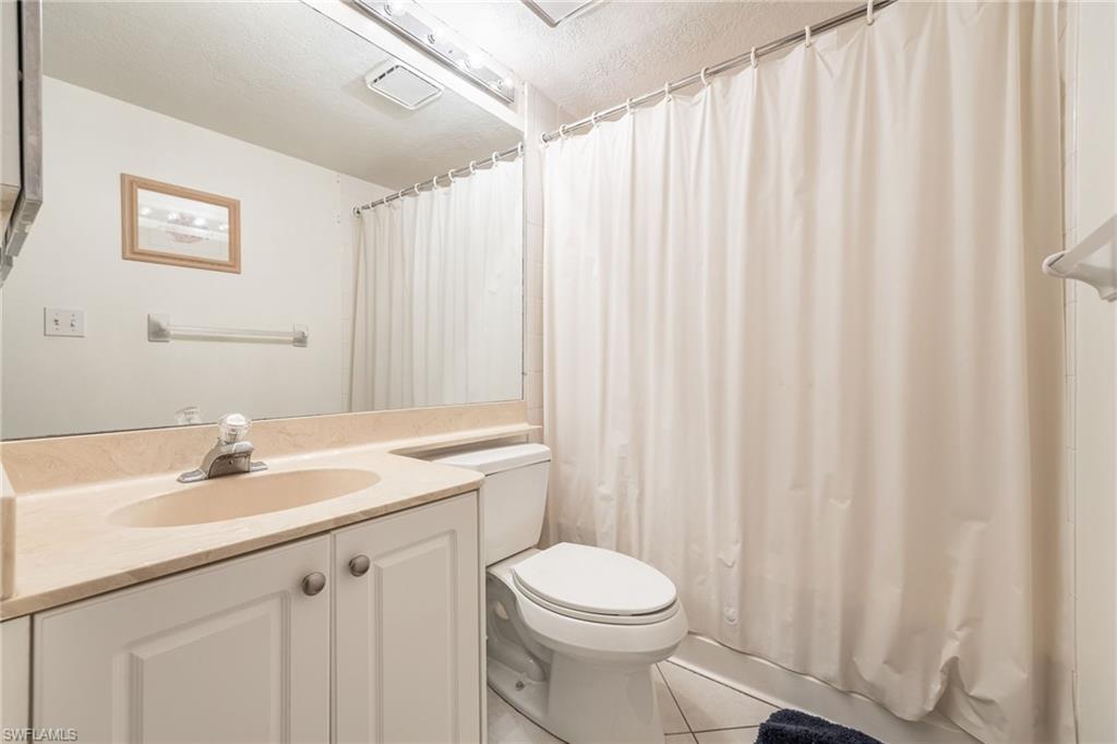 5905 Trailwinds Dr 812 Property Photo 32
