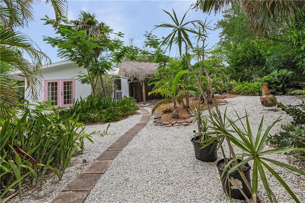 7697 Beach Daisy Ln Property Photo 23