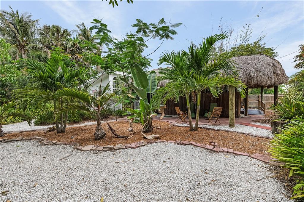 7697 Beach Daisy Ln Property Photo 24