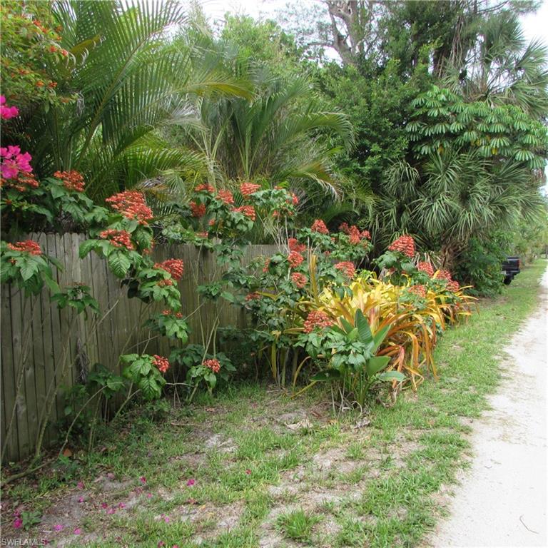 7697 Beach Daisy Ln Property Photo 33