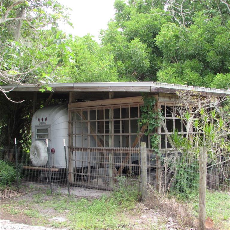 7697 Beach Daisy Ln Property Photo 42