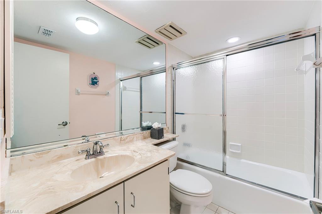 8400 Estero Blvd 903 Property Photo 17