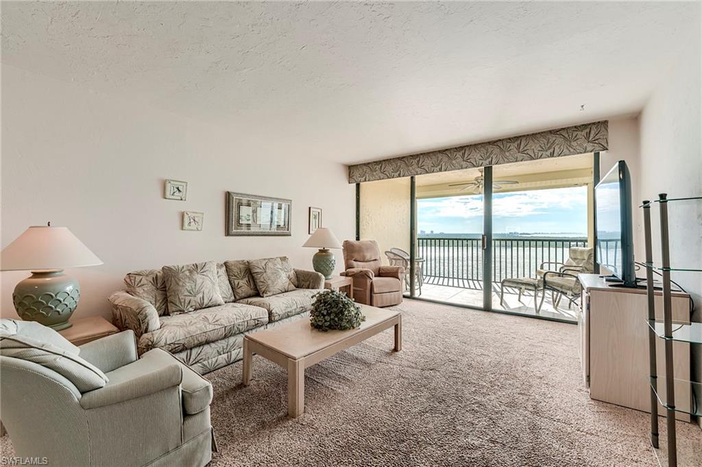 8400 Estero Blvd 903 Property Photo 22
