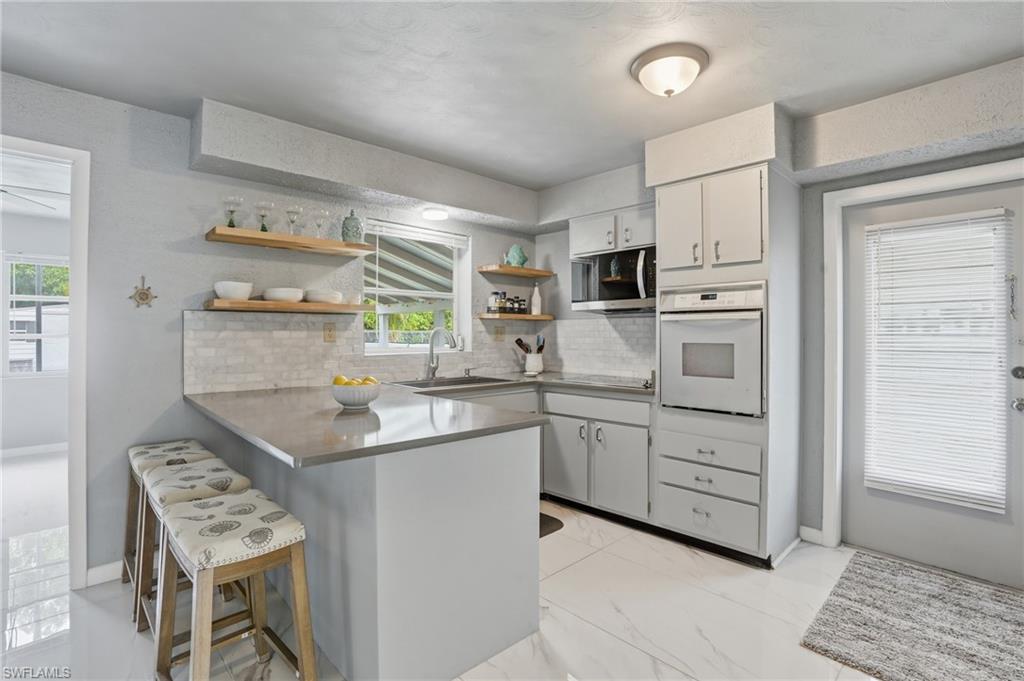 372 Altamont AVE