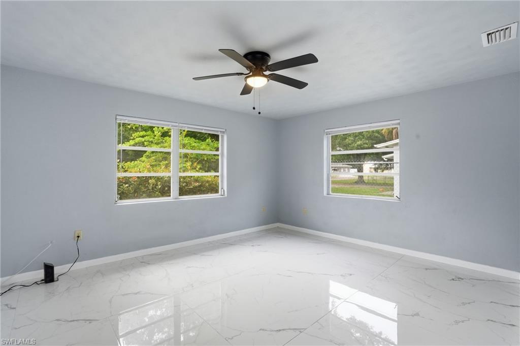 372 Altamont Ave Property Photo 15