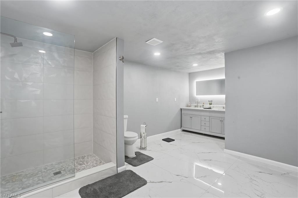 372 Altamont Ave Property Photo 18