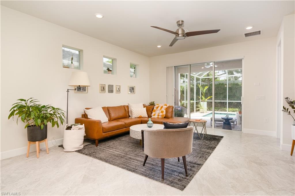10779 Manatee Key Ln Property Photo 2
