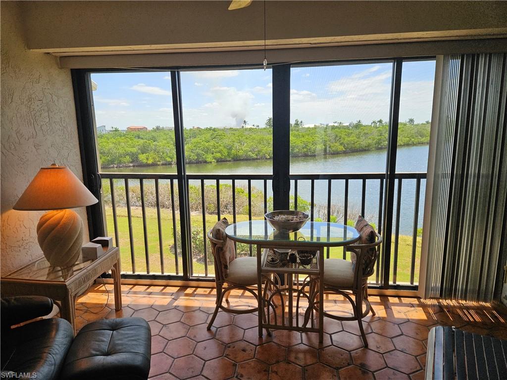 21470 Bay Village Dr 244 Property Photo 14