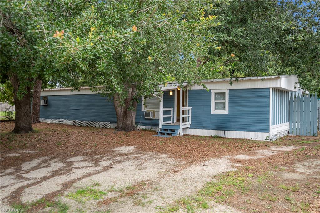8239 Sevigny DR Property Photo 1