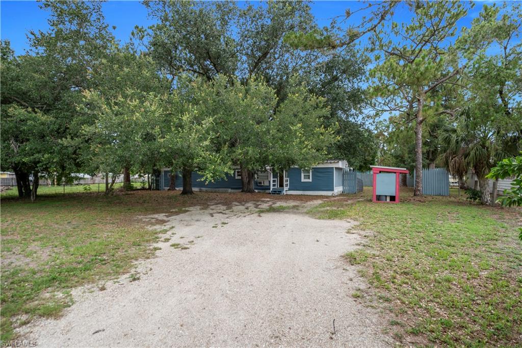8239 Sevigny Dr Property Photo 6