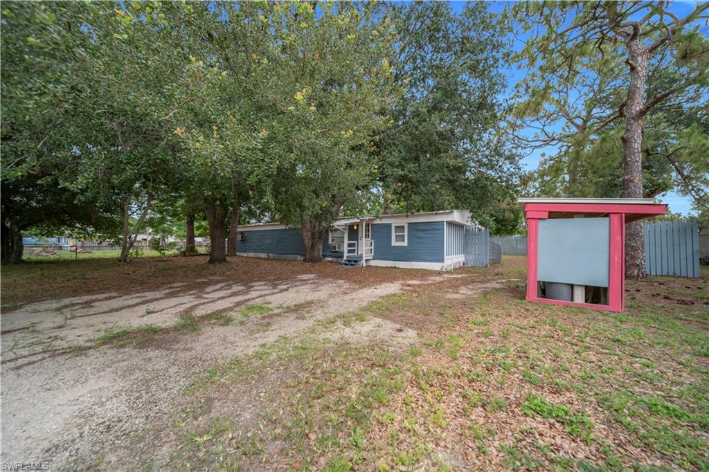 8239 Sevigny Dr Property Photo 7