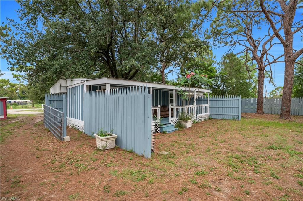 8239 Sevigny Dr Property Photo 30