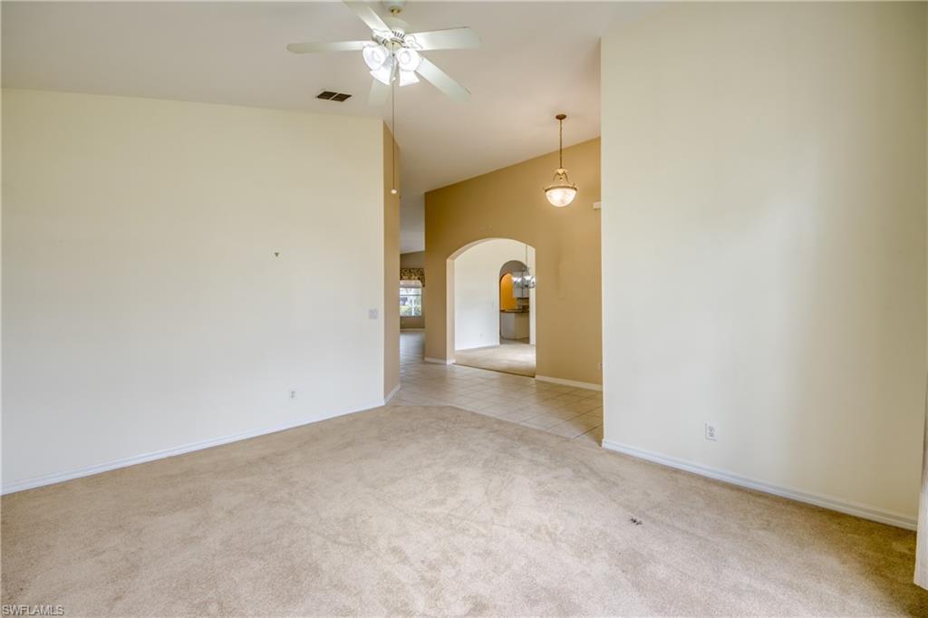 8904 Baytowne Loop Property Photo 7