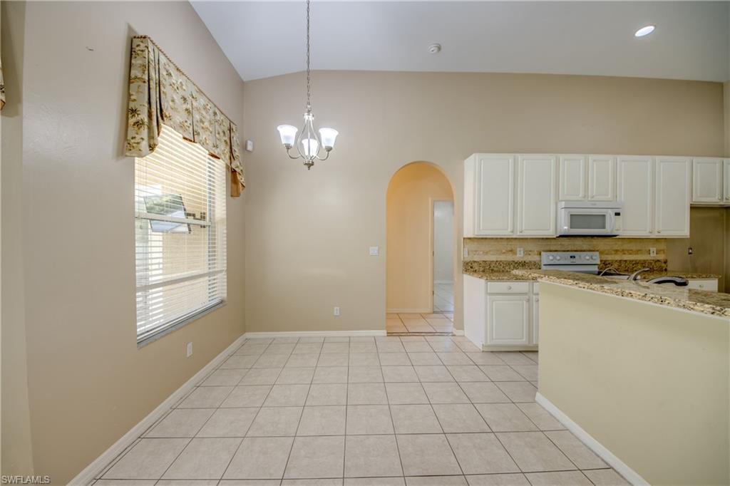 8904 Baytowne Loop Property Photo 15