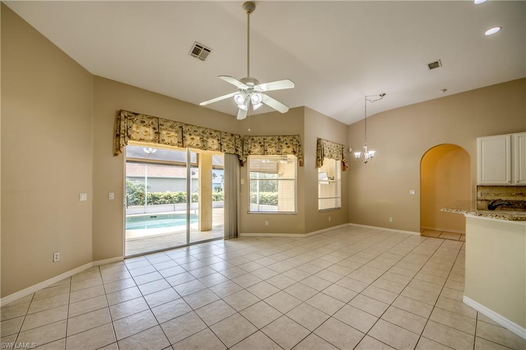 8904 Baytowne Loop Property Photo 19