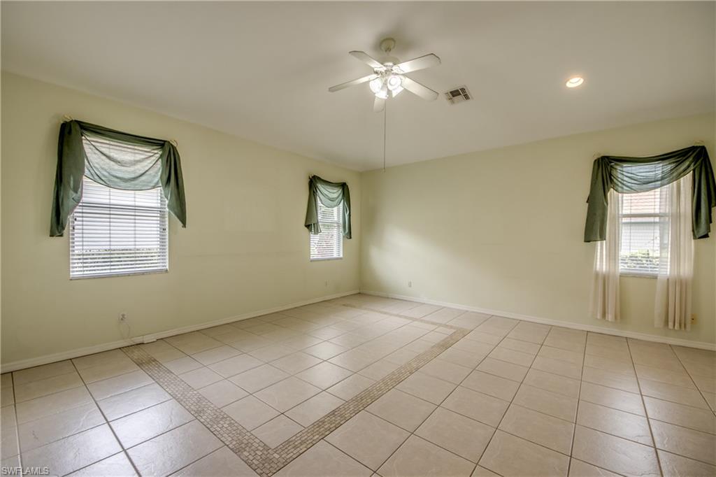 8904 Baytowne Loop Property Photo 22