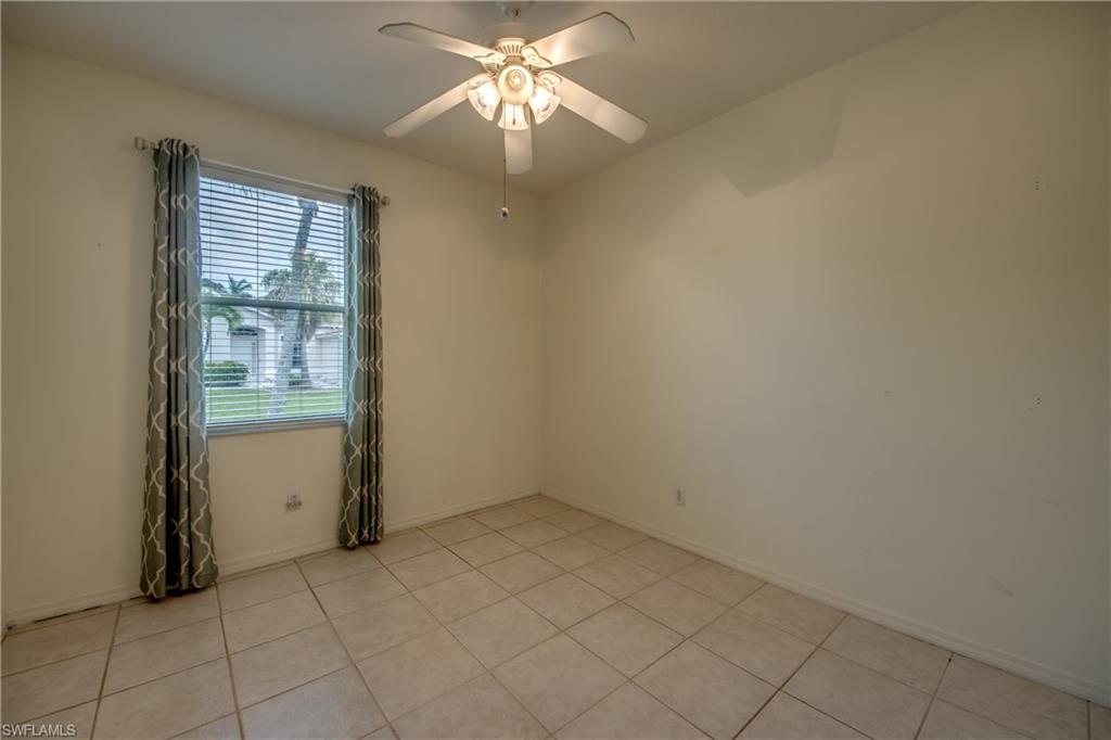 8904 Baytowne Loop Property Photo 34