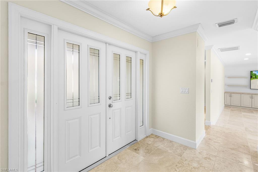 5985 Baker Ct Property Photo 5