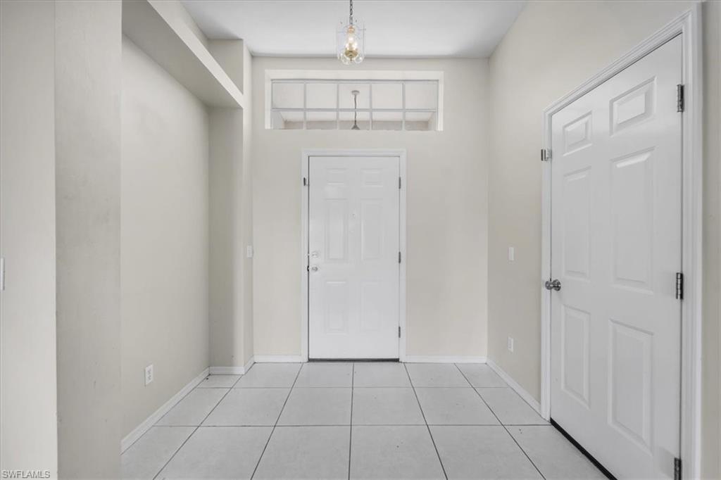 4664 Varsity Cir Property Photo 6
