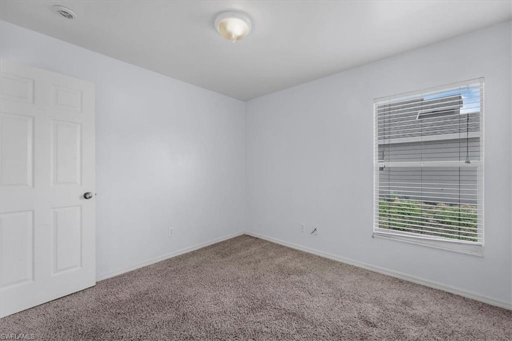 4664 Varsity Cir Property Photo 14