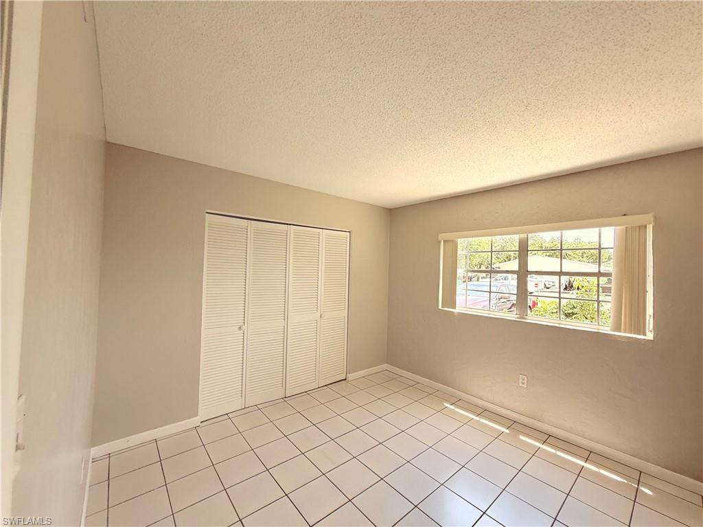 4923 Vincennes Ct 3 Property Photo 8