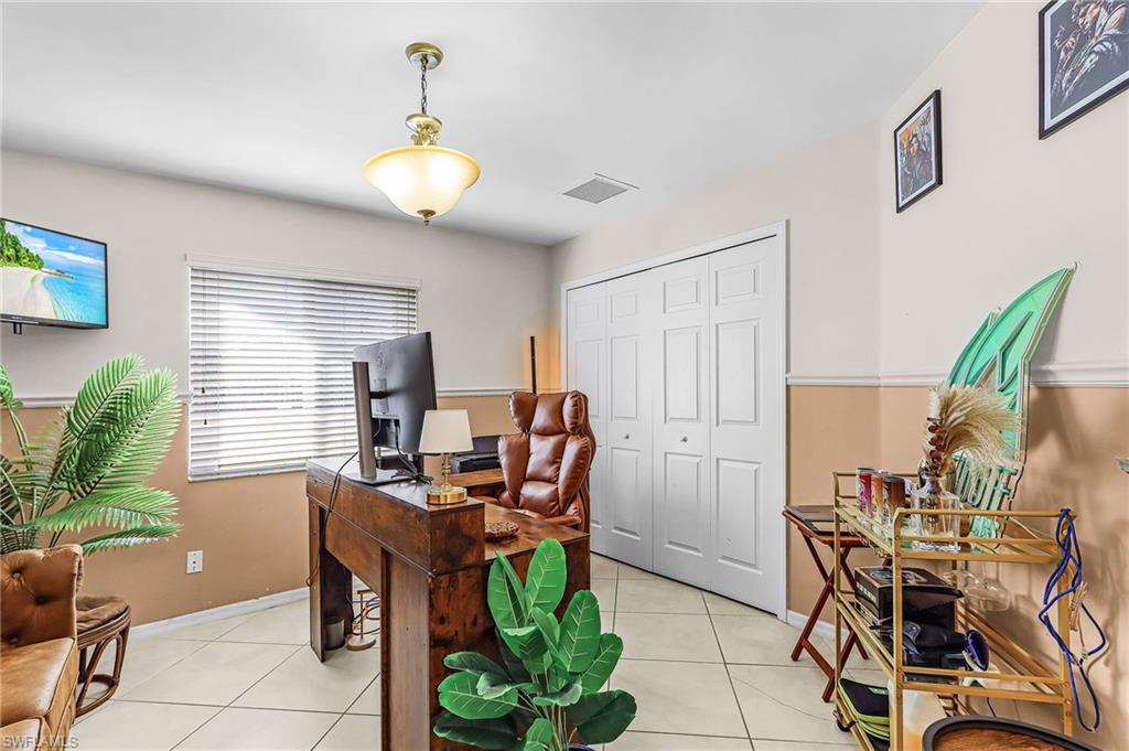 1721 Sw 30th Ter Property Photo 23