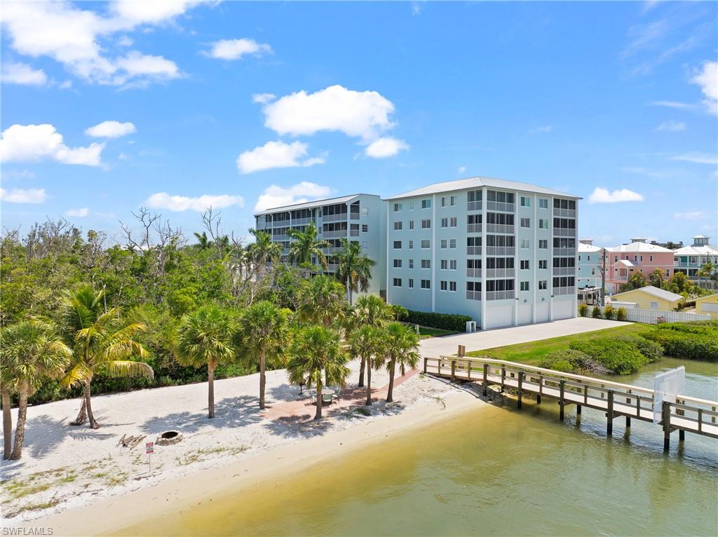 345 Mango St 605 Property Photo 48