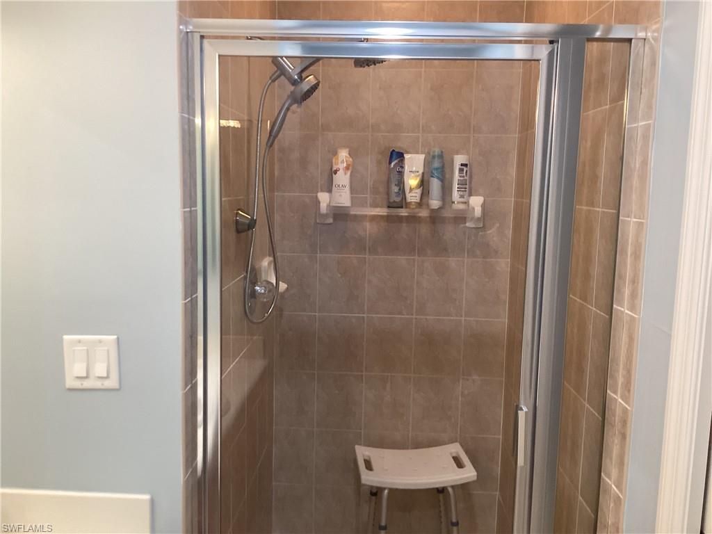 1121 Van Loon Commons Cir 304 Property Photo 11
