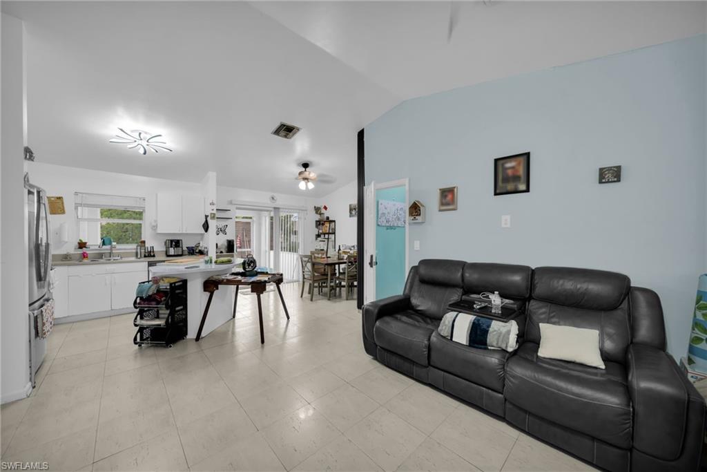 4115 Sw 1st Ave Property Photo 4