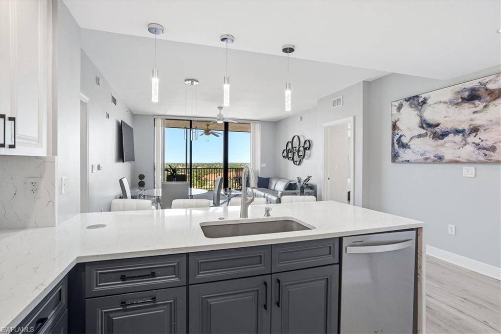 5781 Cape Harbour Dr 906 Property Photo 8