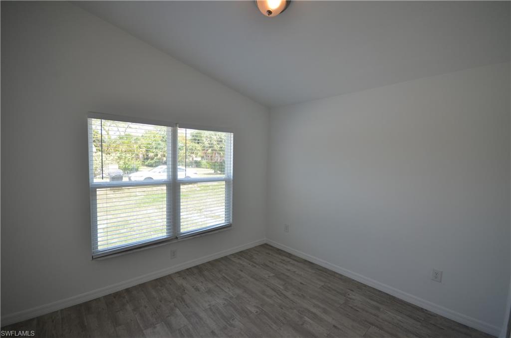 2225 Carver Ave Property Photo 5