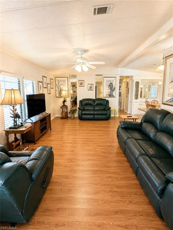 3404 Rainbow Ln Property Photo 8