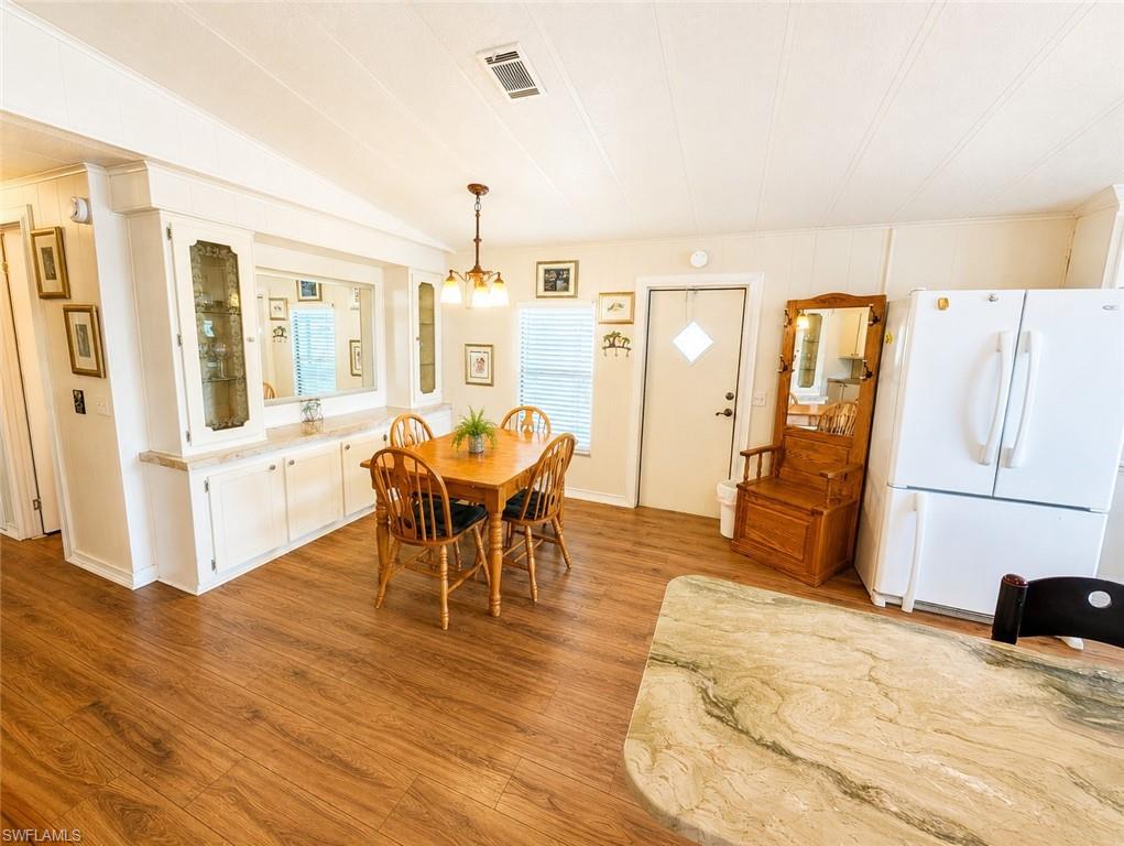 3404 Rainbow Ln Property Photo 11