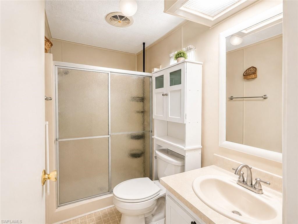 3404 Rainbow Ln Property Photo 17