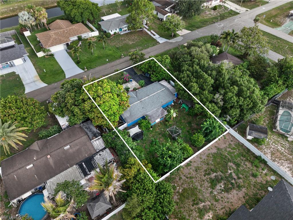 208 Redcliff Ave Property Photo 18
