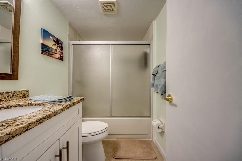 4904 Vincennes Ct 108 Property Photo 29