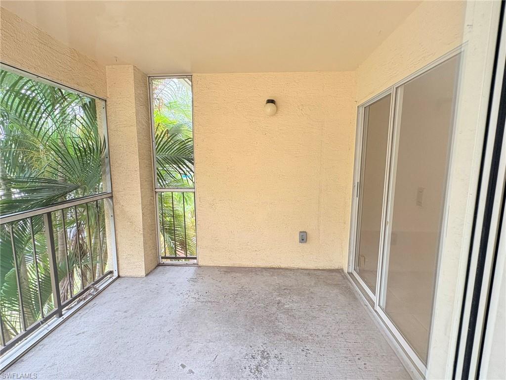 12630 Equestrian Cir 1804 Property Photo 20