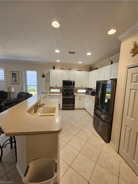 10518 Avila Cir Property Photo 13