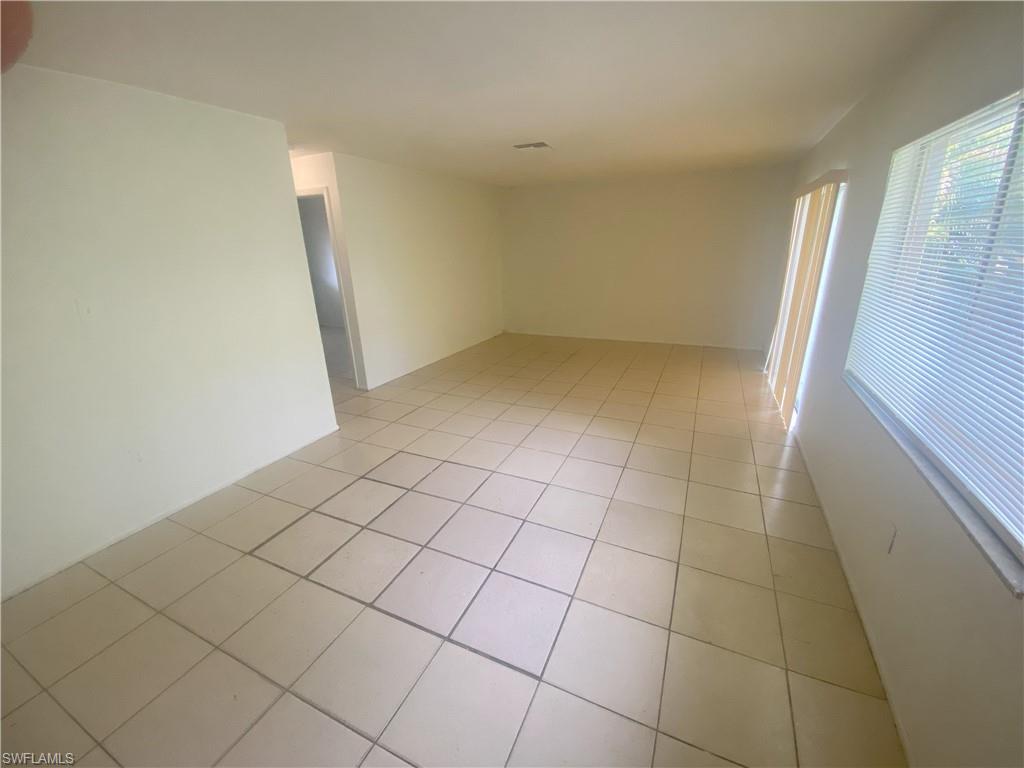 2920 Jackson St Property Photo 3