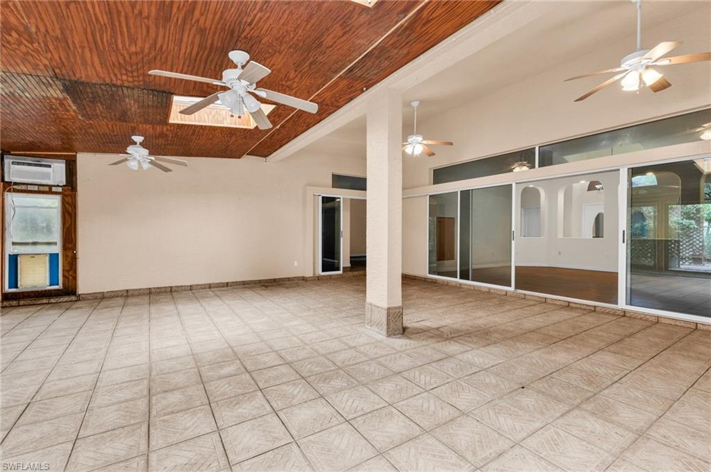 4056 Gingold St Property Photo 11
