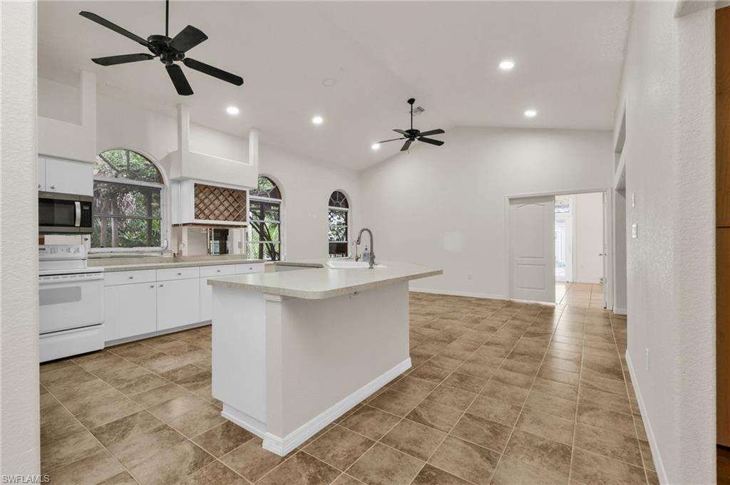 4056 Gingold St Property Photo 16