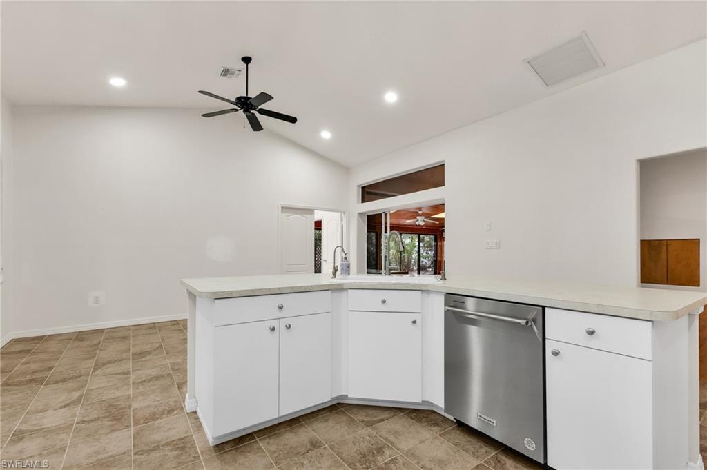 4056 Gingold St Property Photo 22