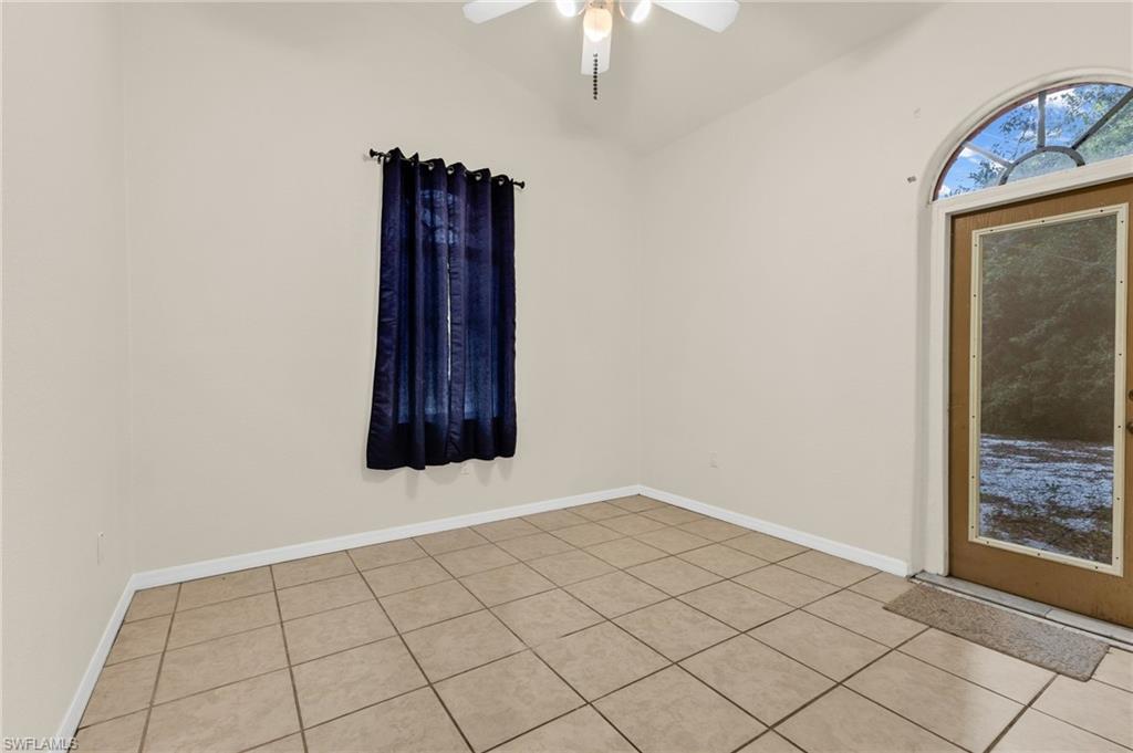 4056 Gingold St Property Photo 32