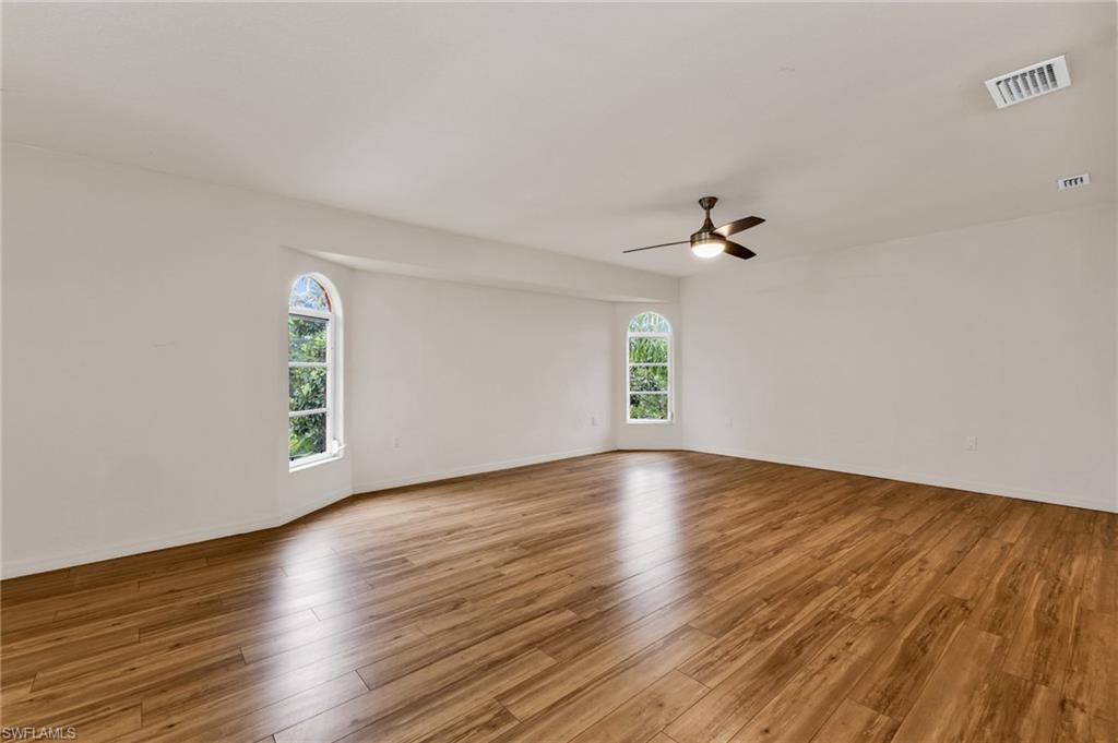 4056 Gingold St Property Photo 34