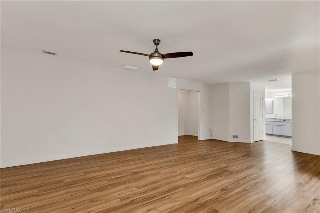 4056 Gingold St Property Photo 36