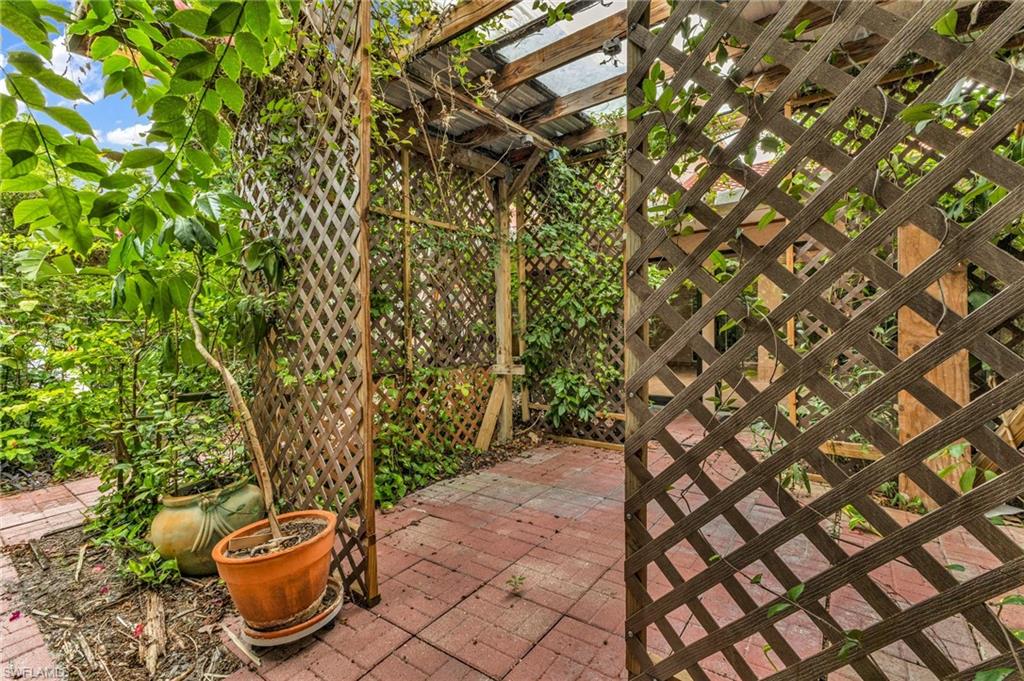 4056 Gingold St Property Photo 47