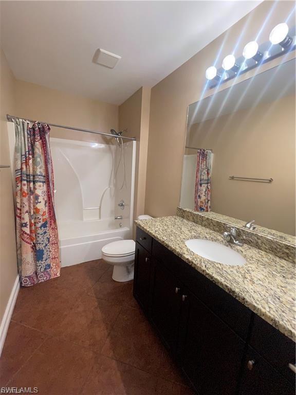 2427 Ashbury Cir Property Photo 13