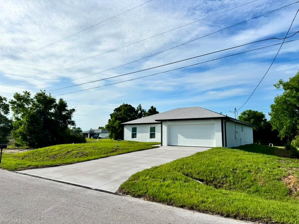 3707 32nd St Sw Property Photo 3